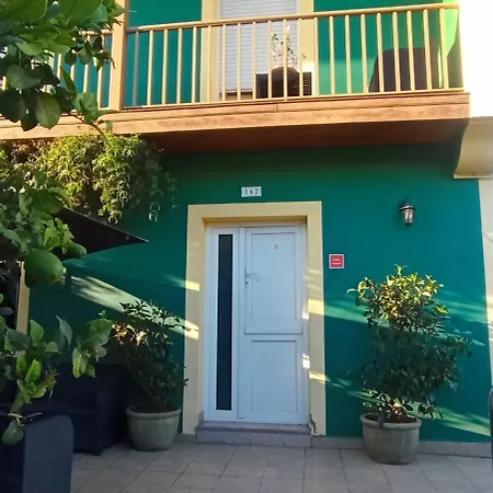 Сasa de vacaciones Casa Entre Mar Y Montaña Centro De Cantabria, Terraza, Ajardinada, Amplia Y Luminosa, Hasta 10 Personas Puente San Miguel