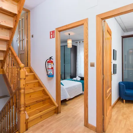 Casa Entre Mar Y Montaña Centro De Cantabria, Terraza, Ajardinada, Amplia Y Luminosa, Hasta 10 Personas Сasa de vacaciones *